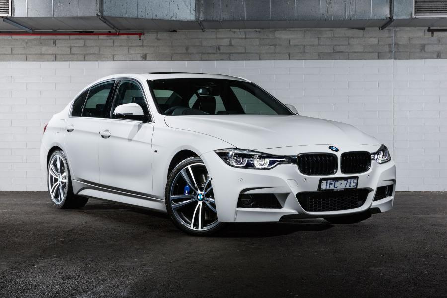  BMW 330i 100 Year Edition 2016 года  (AU) (фото 18 из 19)